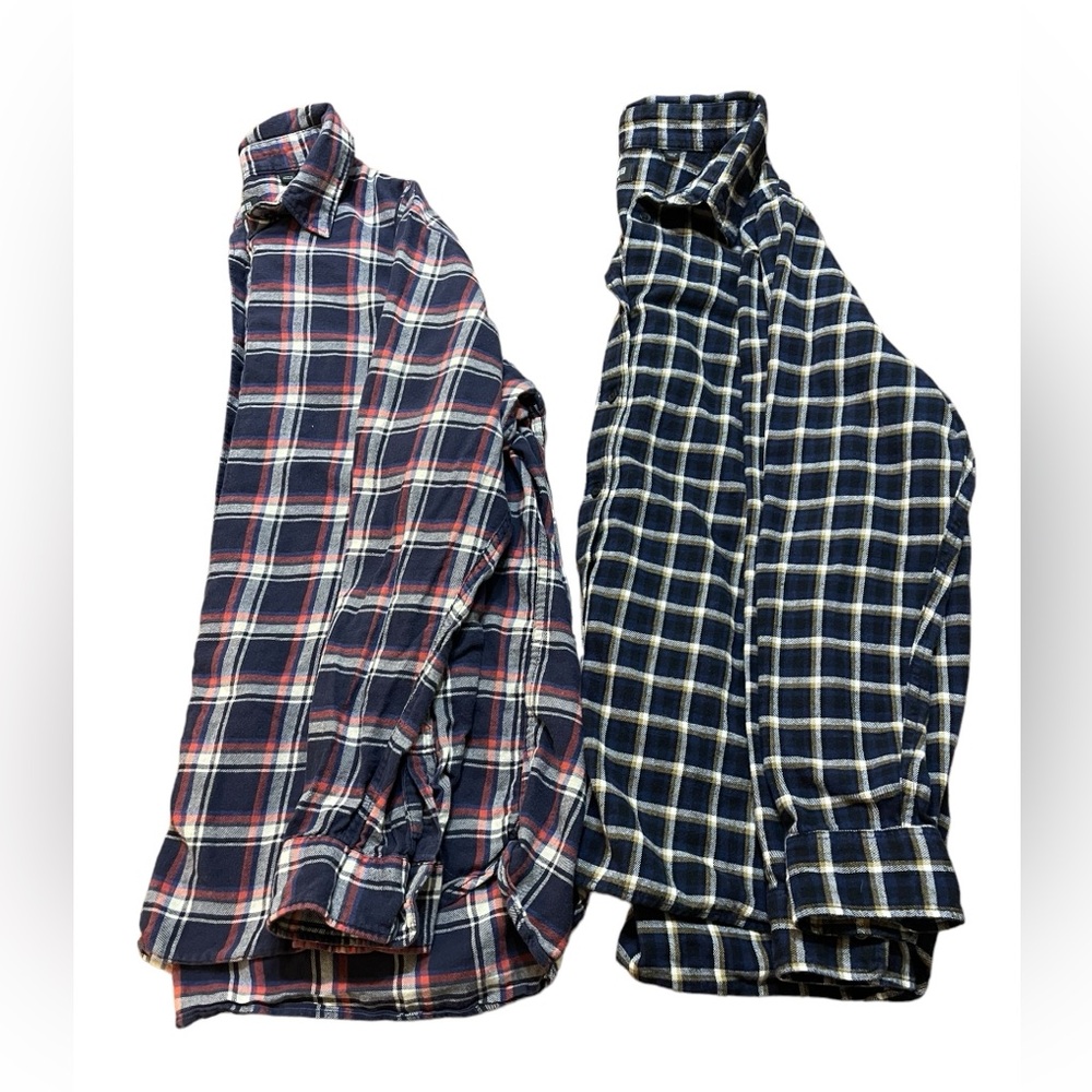 Two Uniqlo Collared Flannel Button Up Long Sleeve Shirt Top Size XL Plaid